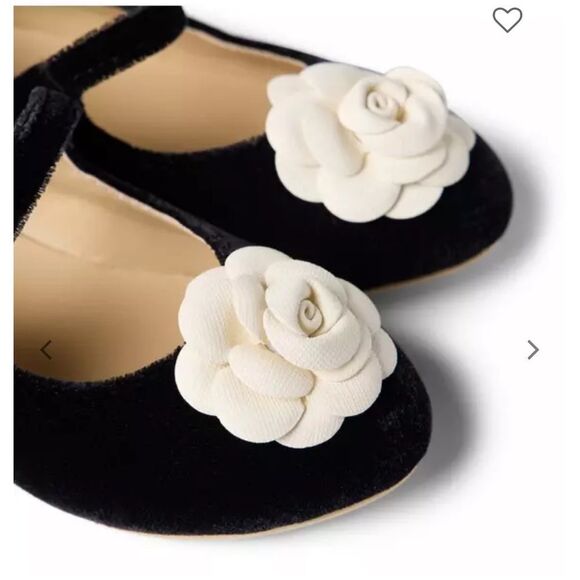 🔥Janie and Jack Black and Cream Dress Shoes with Flower Detail Sz 6 New - Picture 2 of 5